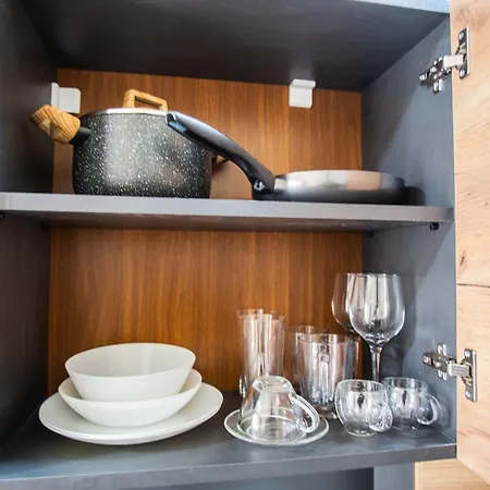 - Stylish & Convenient Велико Търново