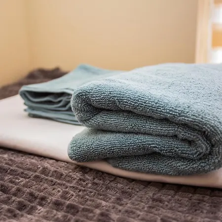 - Stylish & Convenient *