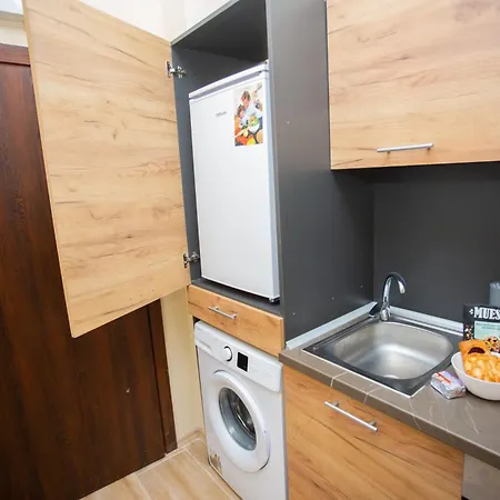 - Stylish & Convenient Apartament