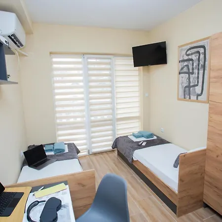 - Stylish & Convenient *