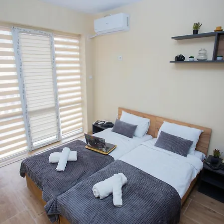 - Stylish & Convenient *