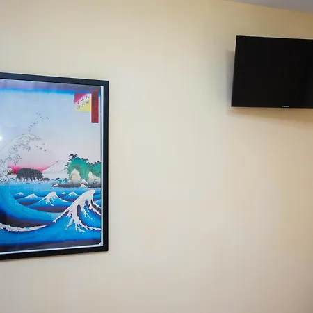 - Stylish & Convenient * Veliko Tărnovo