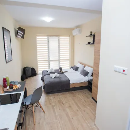 - Stylish & Convenient Apartament *
