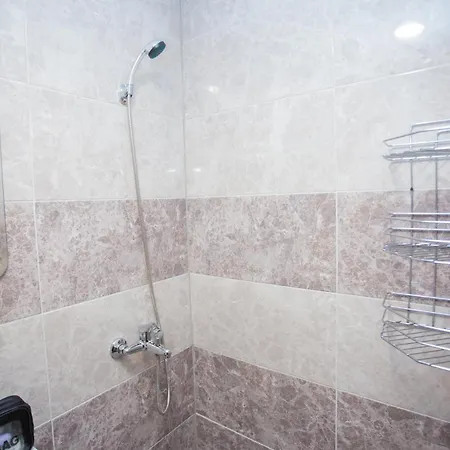 - Stylish & Convenient