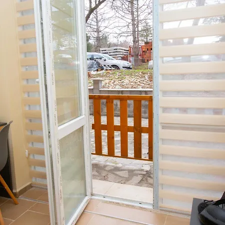 Apartament - Stylish & Convenient *