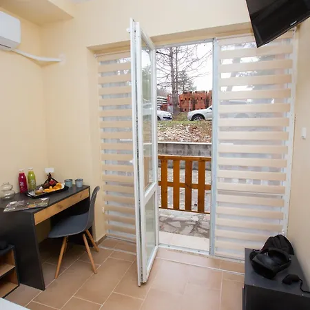 Apartament - Stylish & Convenient *