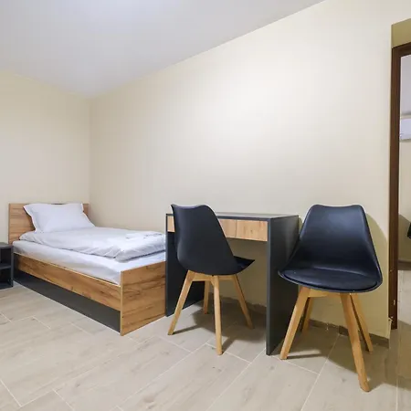 Trendy - Free Parking In Apartment *