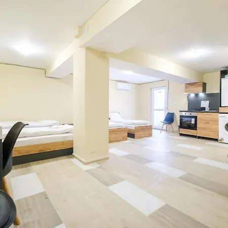Trendy - Free Parking In Veliko Tarnovo