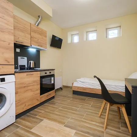 - Stylish & Convenient Велико Търново